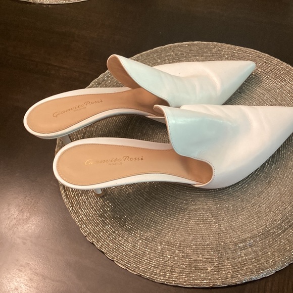 Preowned Gianvito Rossi miles - Picture 2 of 9